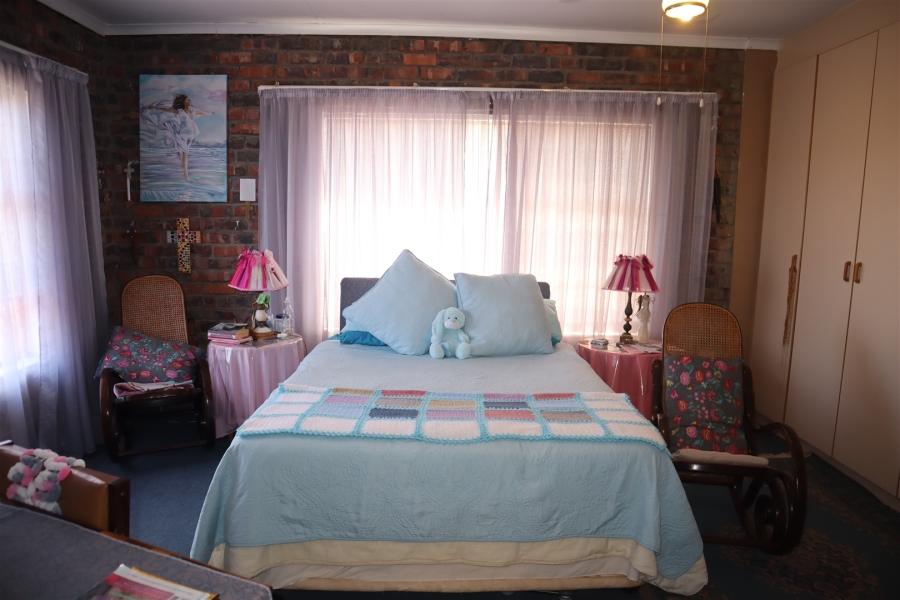 Commercial Property for Sale in Kabeljauws Eastern Cape